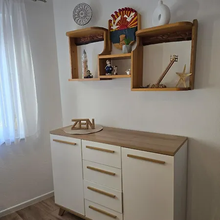 House Lorenco, * Selce