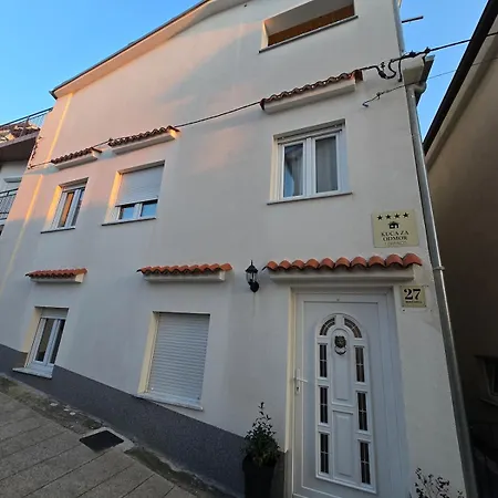 House Lorenco, Villa