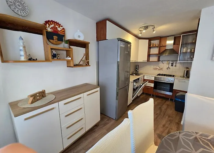 House Lorenco, *
