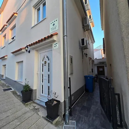 House Lorenco, *