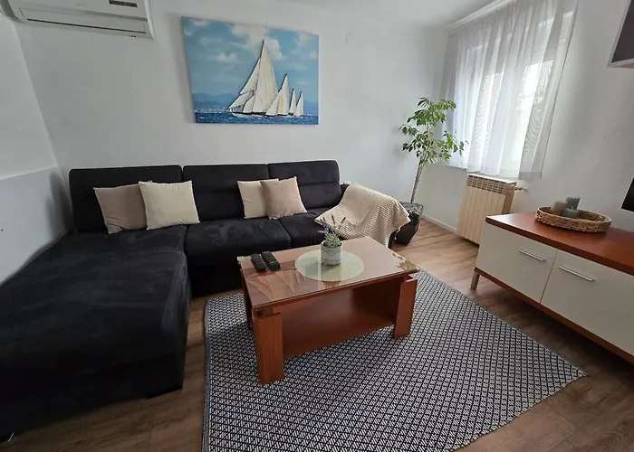 House Lorenco, Villa